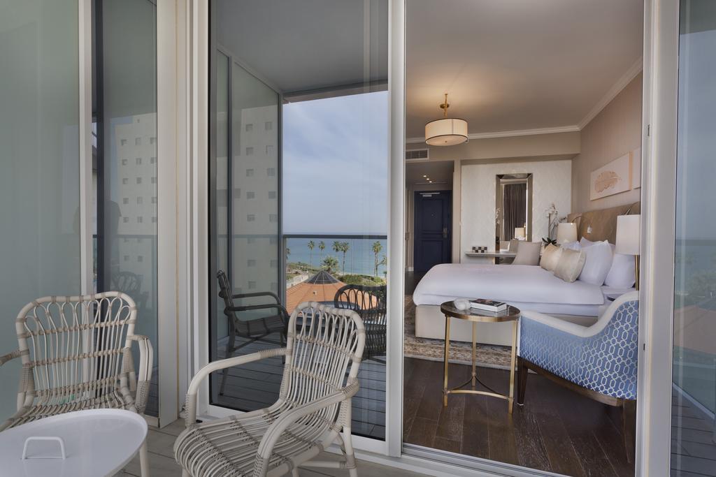 David Tower Hotel Netanya By Prima Hotels - 16 Years Plus Εξωτερικό φωτογραφία A bedroom at the Four Seasons Hotel