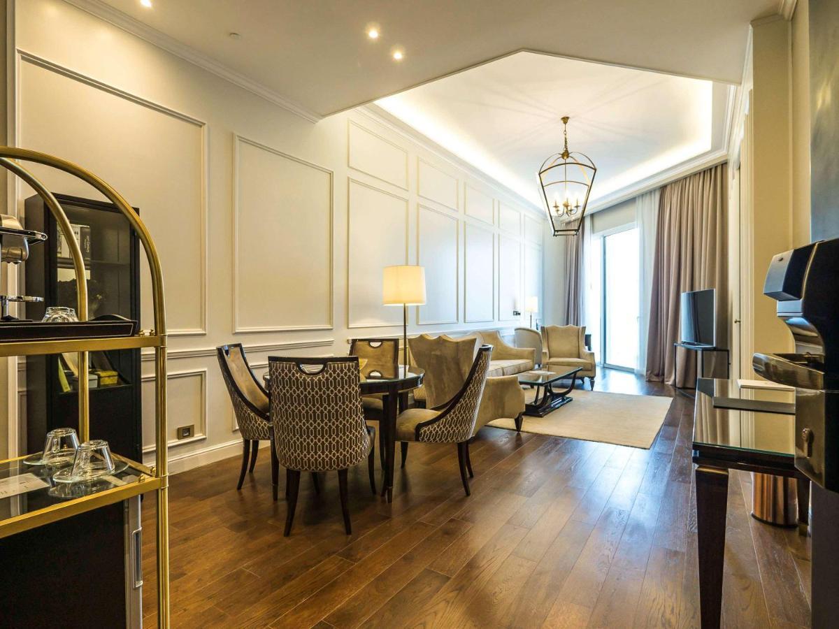 David Tower Hotel Netanya By Prima Hotels - 16 Years Plus Εξωτερικό φωτογραφία A living room in a suite at the hotel